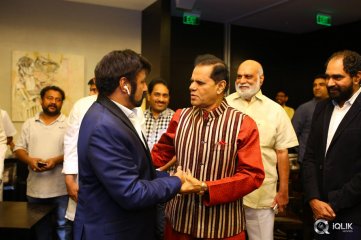 TSR Felicitates Gautamiputra Satakarni Team